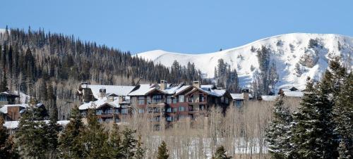 Grand Lodge At Empire Pass パークシティ エクステリア 写真